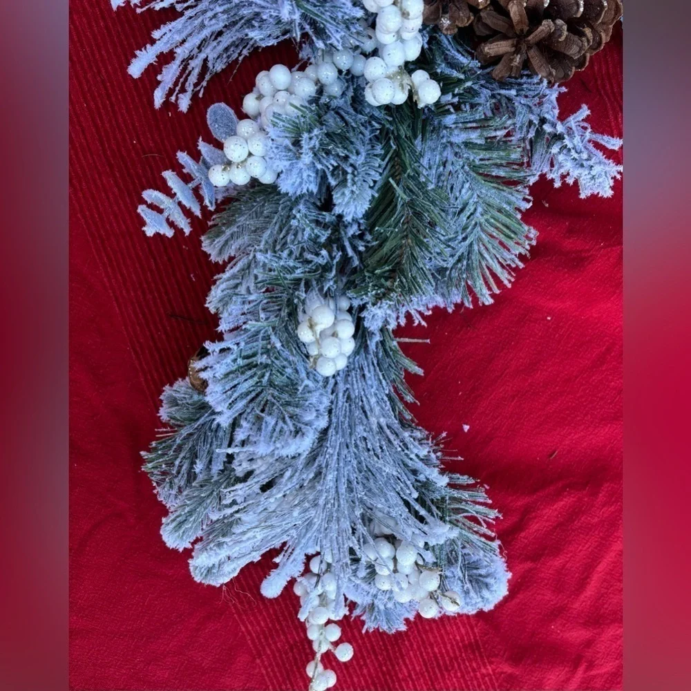 NWT Ashland snowy red berries teardrop Christmas Xmas decor